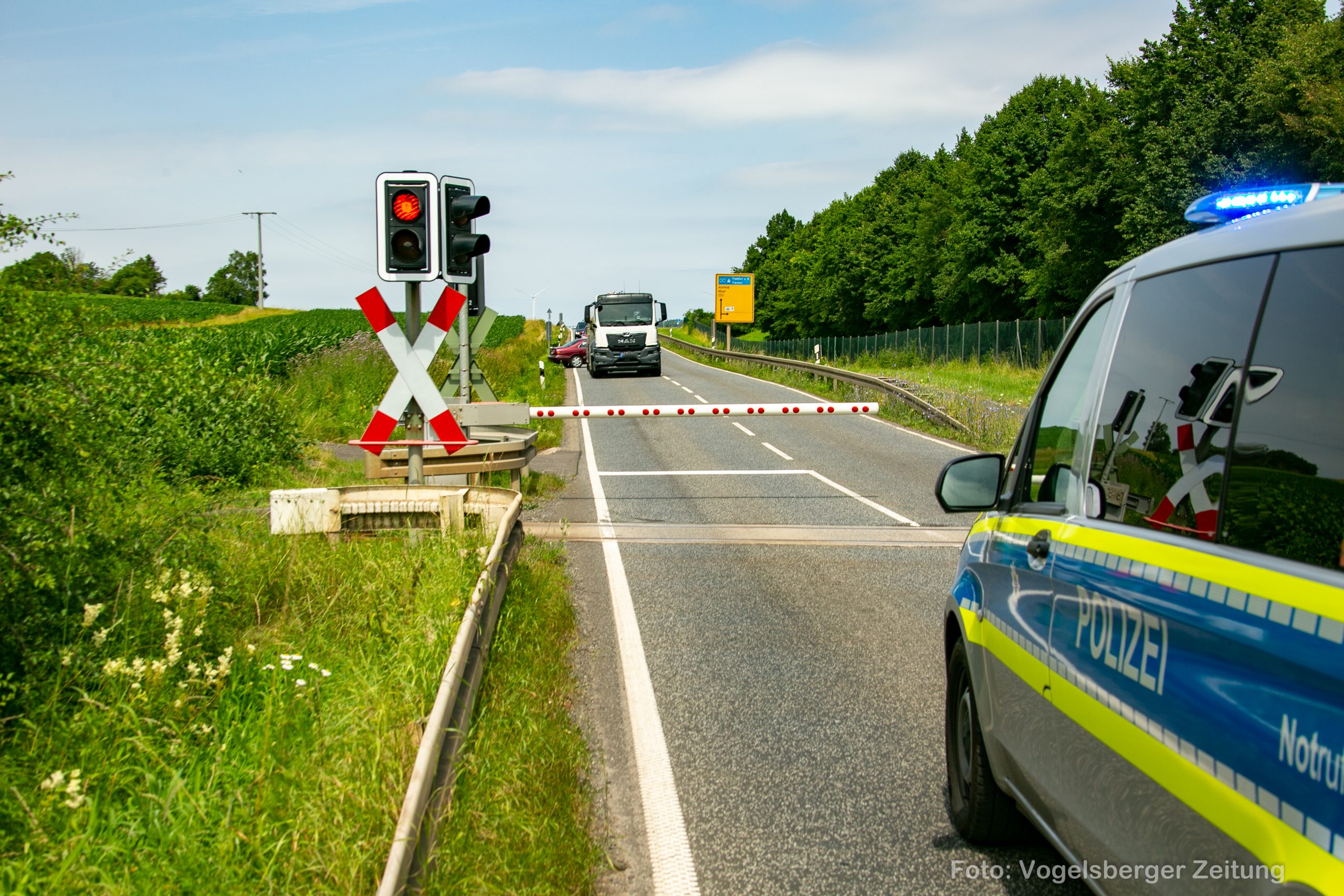 Wiederholter Schrankenfehler Führt Zu Stau Auf Der B254 Bei Lauterbach ...